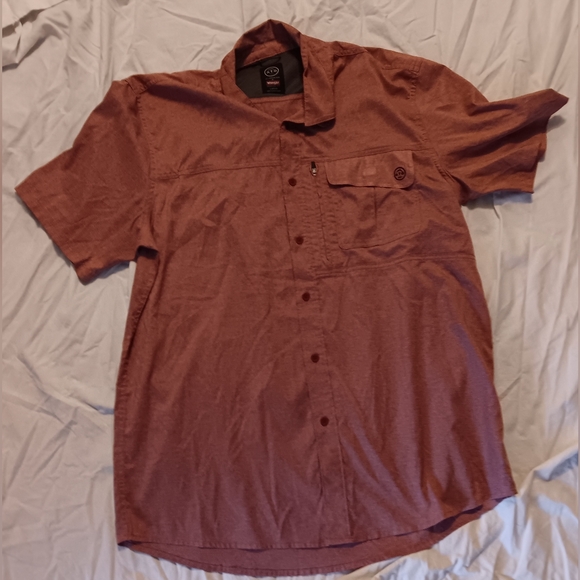 Wrangler Other - Men's wrangler ATG button down reddish large